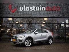 Audi Q2 - 35 TFSI Business Edition , Adap. cruise, Keyless entry, Carplay,