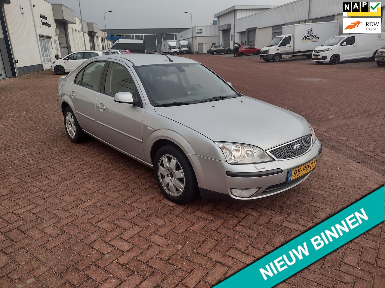 Ford Mondeo - 2.0-16V Futura MOOIE AUTO BEL 0619590613 AUTO MAAT AIRCO 5 DRS - AutoWereld.nl