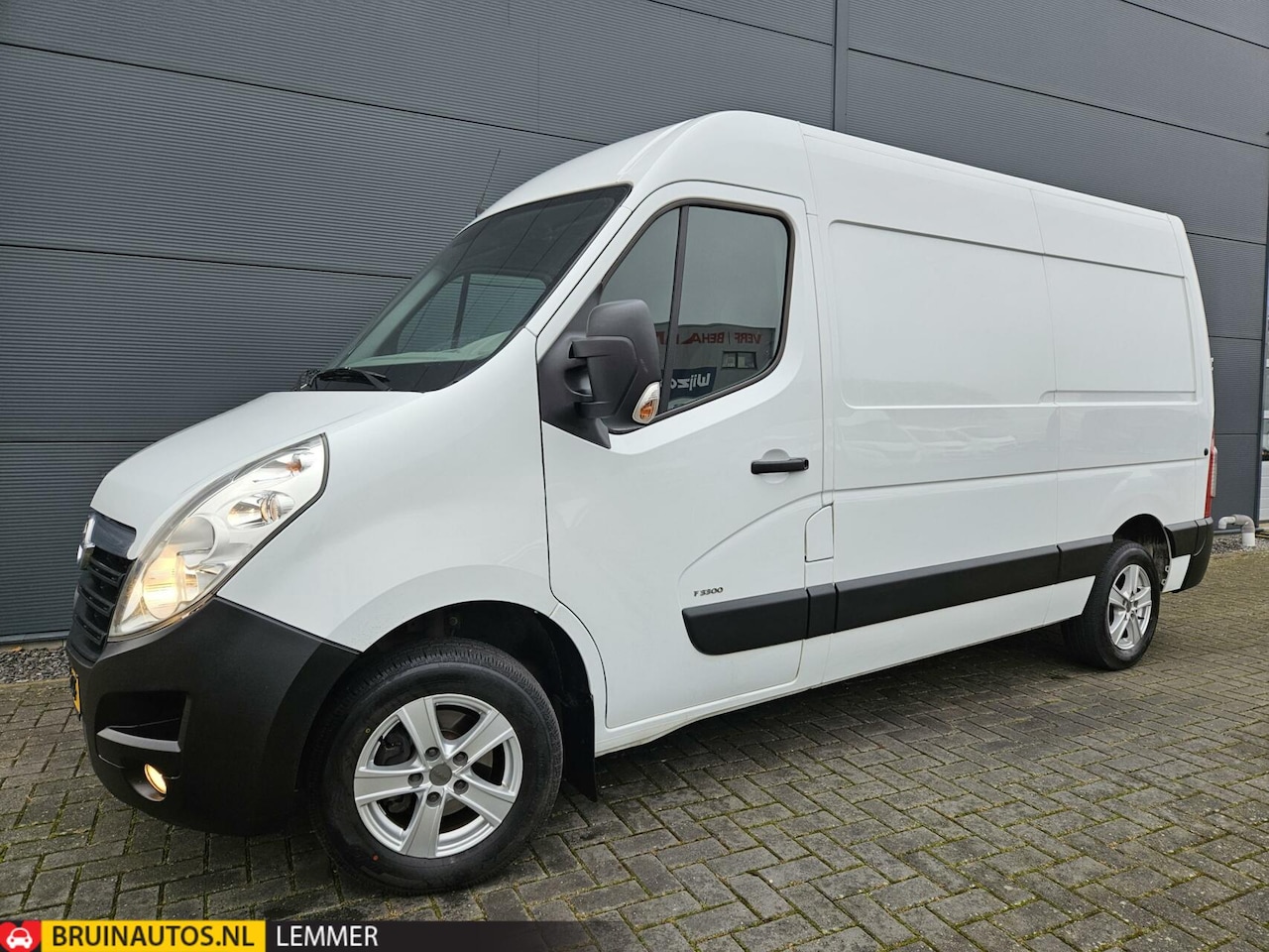 Opel Movano - 2.3 CDTI L2H2 Navi ecc 130 PK 16 Inch Euro 6 - AutoWereld.nl