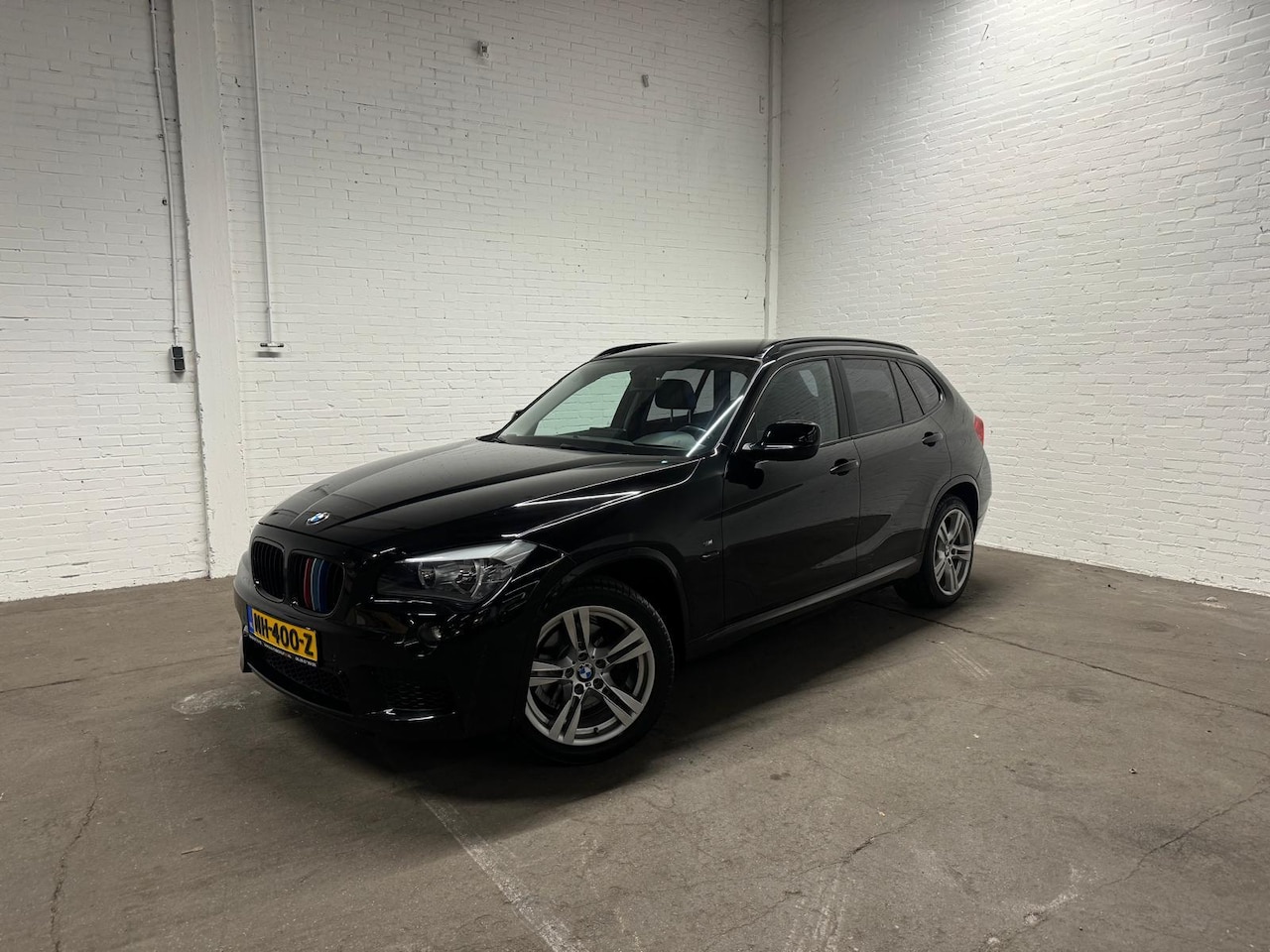 BMW X1 - SDrive18i Executive Groot Navi|Leder|Camera|Carplay|Stoelverwarming - AutoWereld.nl