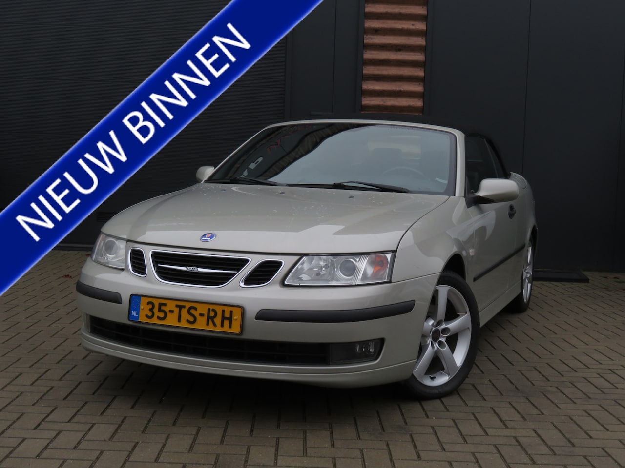 Saab 9-3 Cabrio - 2.0t Vector Airco Cr-Control Orig-NL - AutoWereld.nl