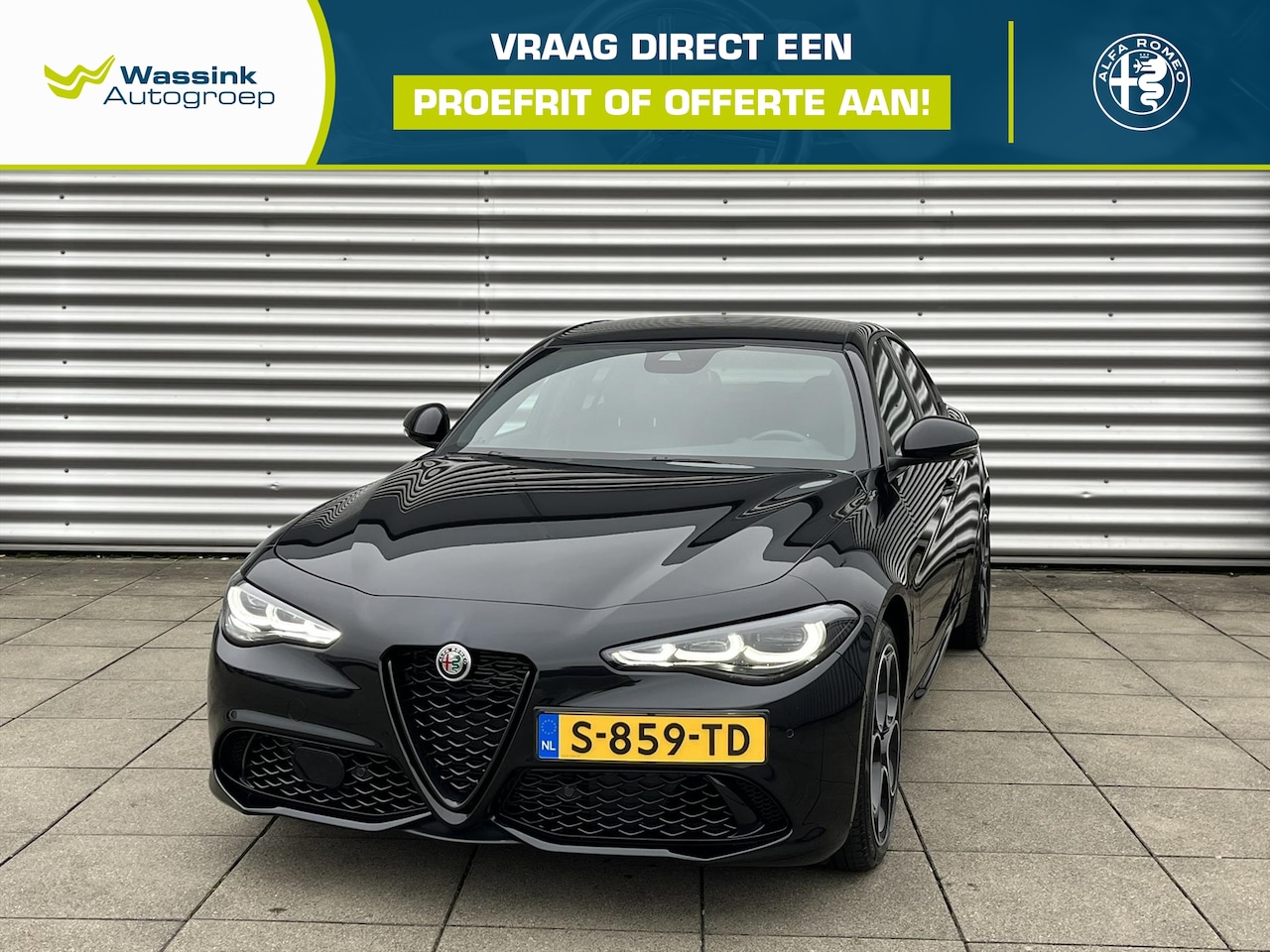 Alfa Romeo Giulia - 2.0T 280pk AWD | 19'' LM Velgen | Navigatie | Achteruitrijcamera - AutoWereld.nl