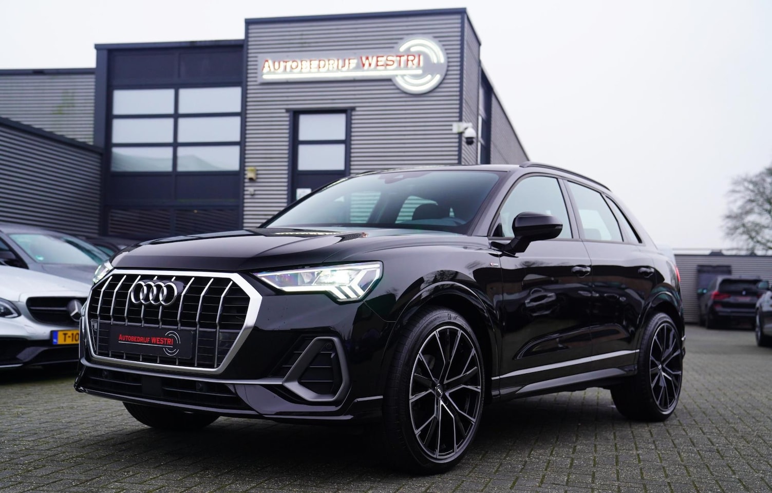 Audi Q3 - 35 TFSI S edition | 2x S-line | LED | Stoelverwarming | Leder/Alcantara | Virtual cockpit - AutoWereld.nl