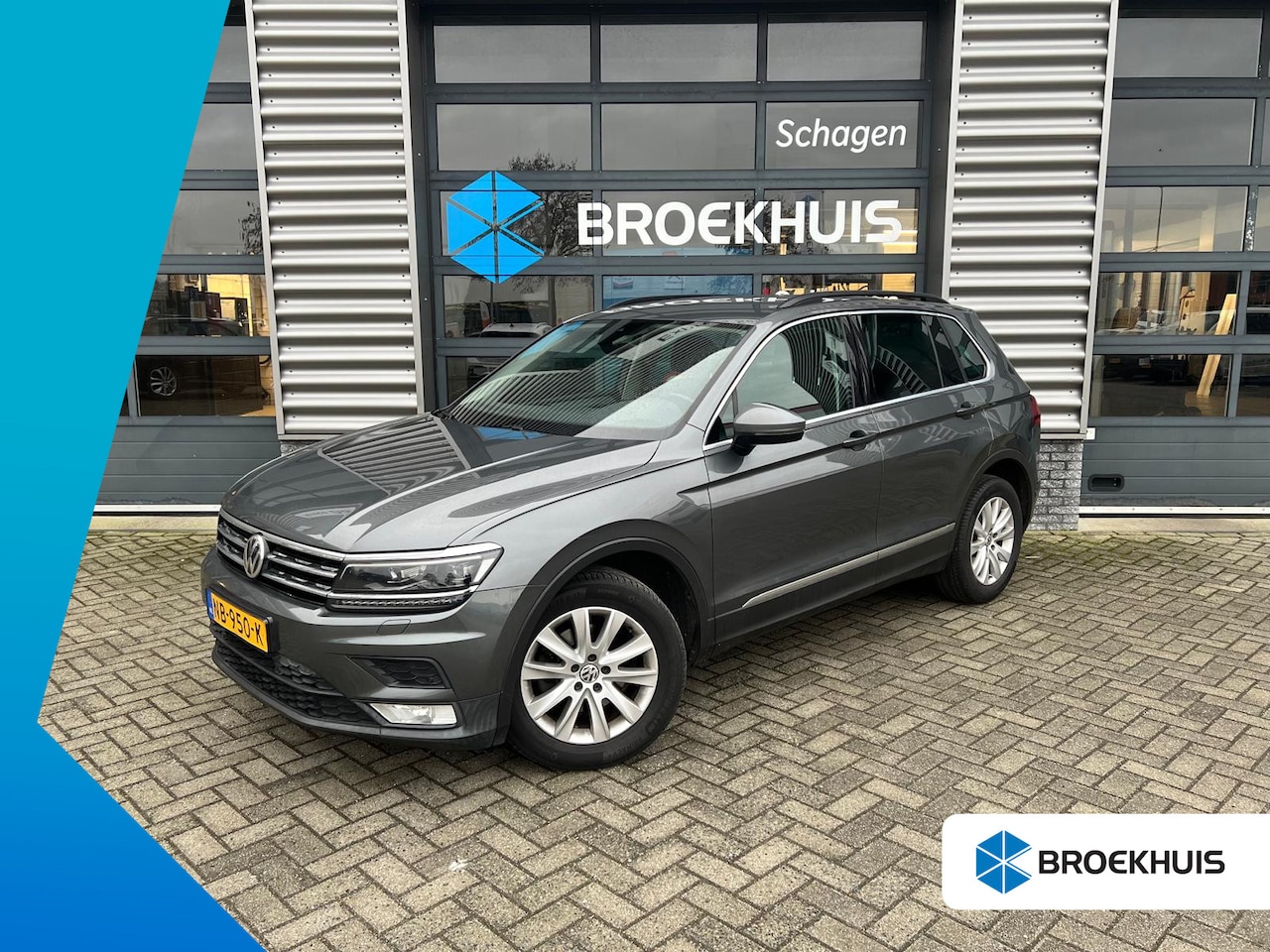 Volkswagen Tiguan - 1.4 TSI 125 pk Comfortline | Trekhaak | Digitaal Instrumentenpaneel Navigatie | - AutoWereld.nl