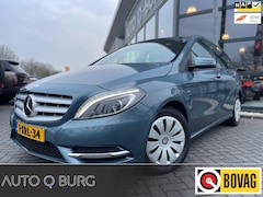 Mercedes-Benz B-klasse - 200 Ambition | 50D KM NAP | Automaat | Panorama | Navi | Climate | Leder | LED | LMV |