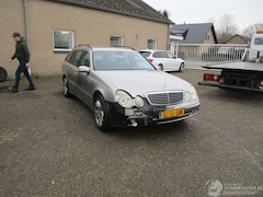 Mercedes-Benz E-klasse Combi - 200 K Avantgarde Aut