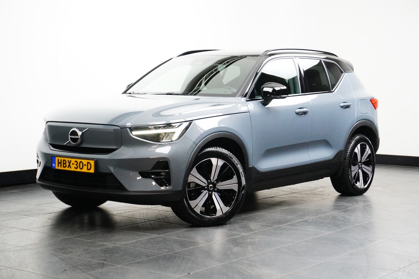 Volvo XC40 - Recharge Plus 70 kWh - AutoWereld.nl