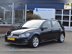 Volkswagen Golf - 1.2 TSI Trend Edition 180dkm Trekhaak Navi Airco Cruise Nwe APK