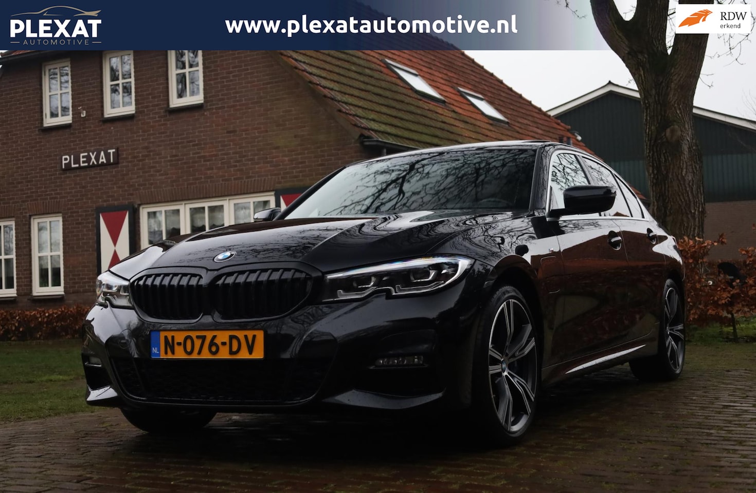 BMW 3-serie - 330e M-Edition Aut. | M-Pakket | Harman-Kardon | Full Led | Schuif-Kanteldak | HUD | Stuur - AutoWereld.nl