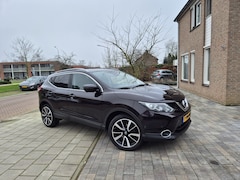 Nissan Qashqai - 1.2 Tekna Panoramadak, afneembare trekhaak leren bekleding, stoelverwarming