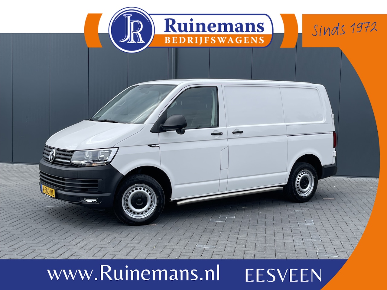 Volkswagen Transporter - 2.0 TDI 102 PK EURO 6 / L1H1 / 2x SCHUIFDEUR / AIRCO / CRUISE / NAVI / CARPLAY - AutoWereld.nl