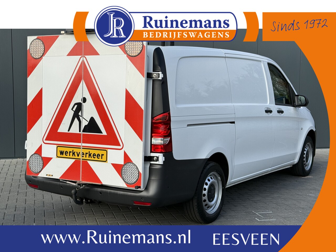 Mercedes-Benz Vito - 116 CDI 164 PK / L2H1 / TREKHAAK / CAMERA / WERKVERKEER / ZWAAIBALK / ROLLSIGN / ACTIERAAM - AutoWereld.nl