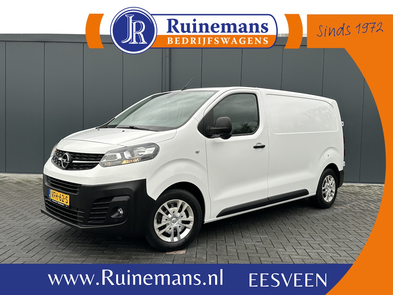 Opel Vivaro - 1.5 CDTI 102 PK / L2H1 / 1e EIG. / AIRCO / CRUISE / CAMERA / NAVI / 3-ZITS / PDC - AutoWereld.nl