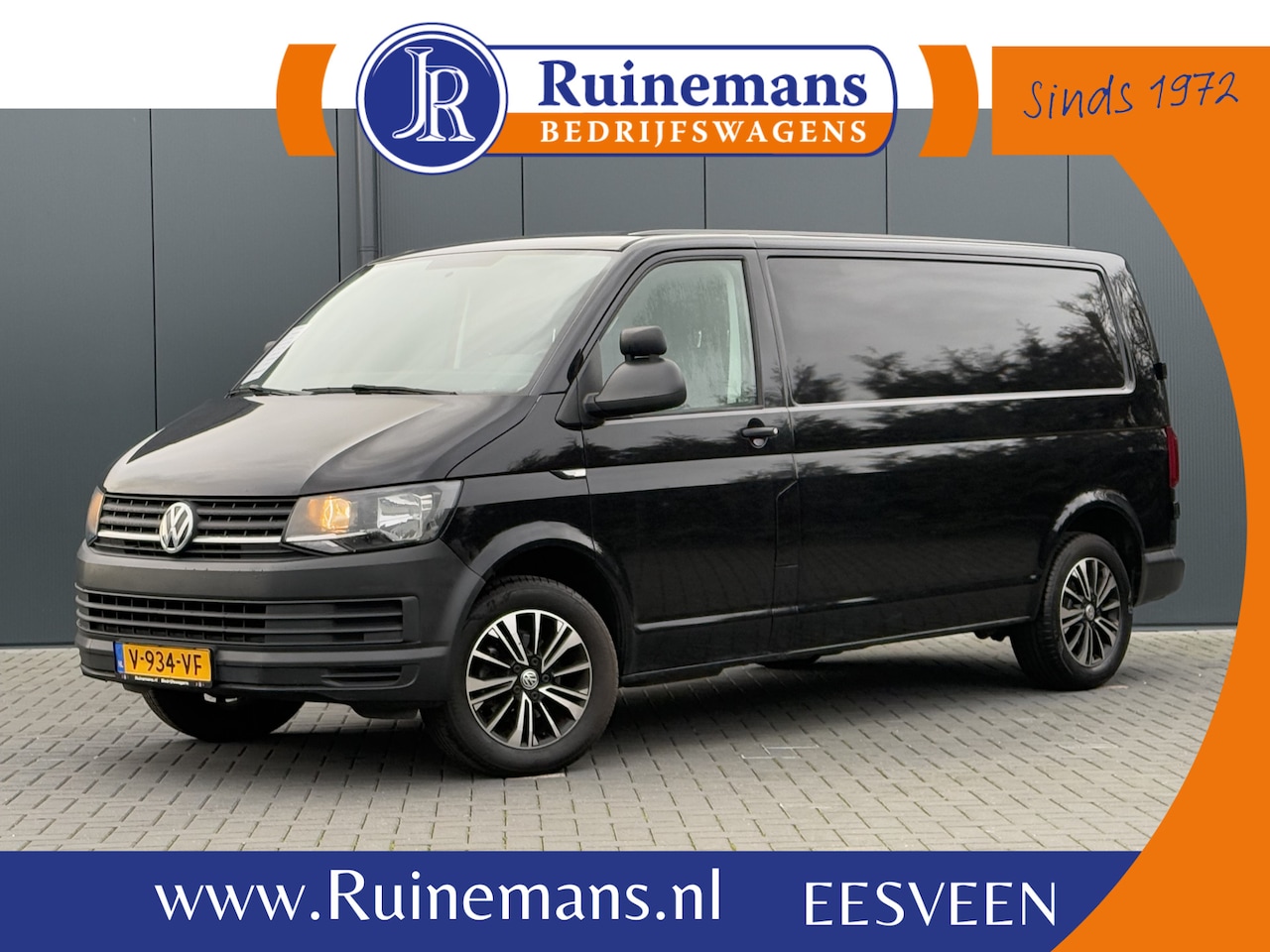 Volkswagen Transporter - 2.0 TDI / L2H1 / 1e EIGENAAR / AIRCO / CRUISE / NAVI / APPLE CARPLAY / PDC - AutoWereld.nl