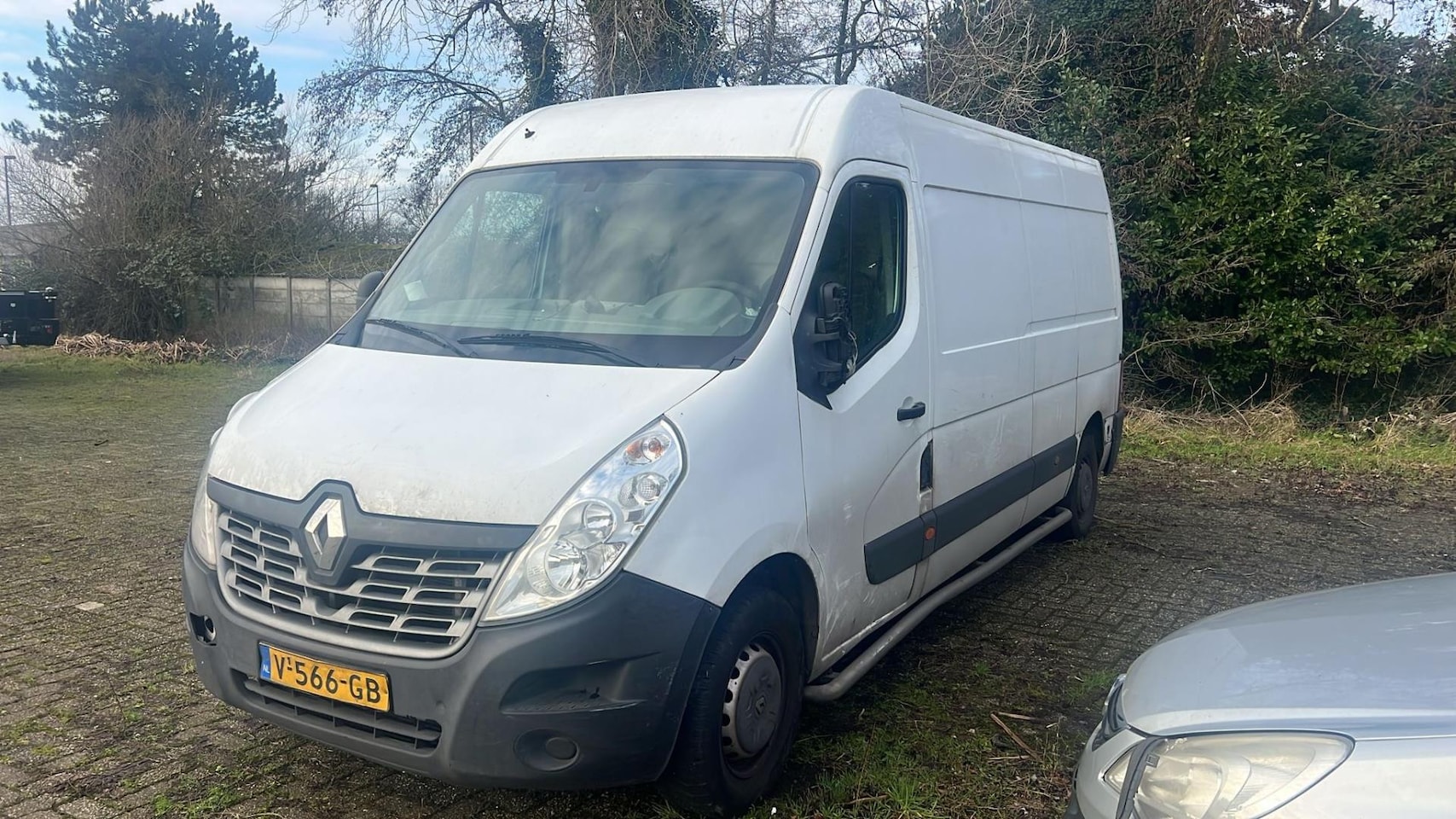 Renault Master - T35 2.3 dCi L3H3 T35 2.3 dCi L3H3 (Start Niet) - AutoWereld.nl