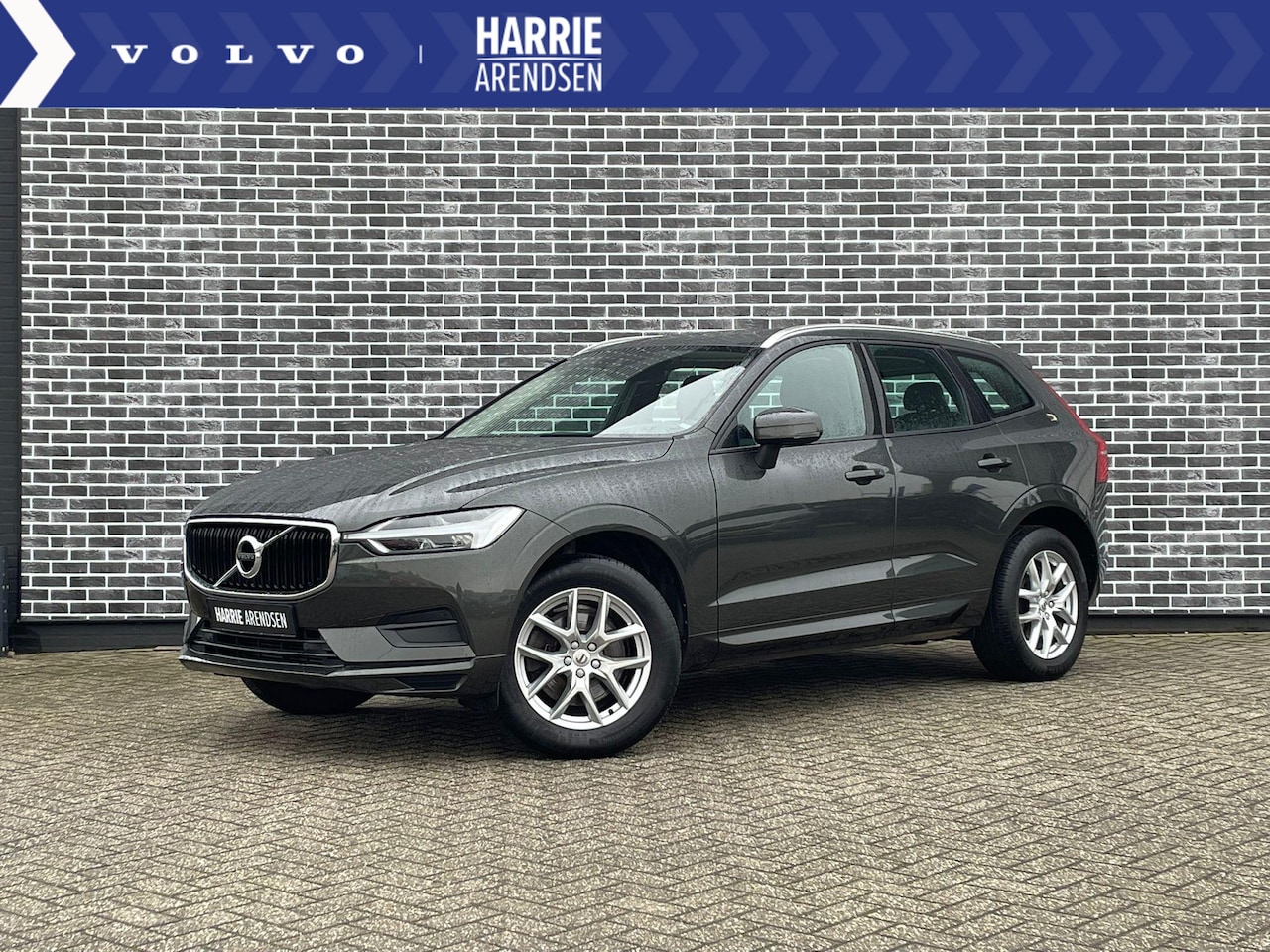 Volvo XC60 - 2.0 T5 AWD Momentum Pro | Trekhaak inklapbaar | Stoel en stuurverwarming | Achteruitrijcam - AutoWereld.nl