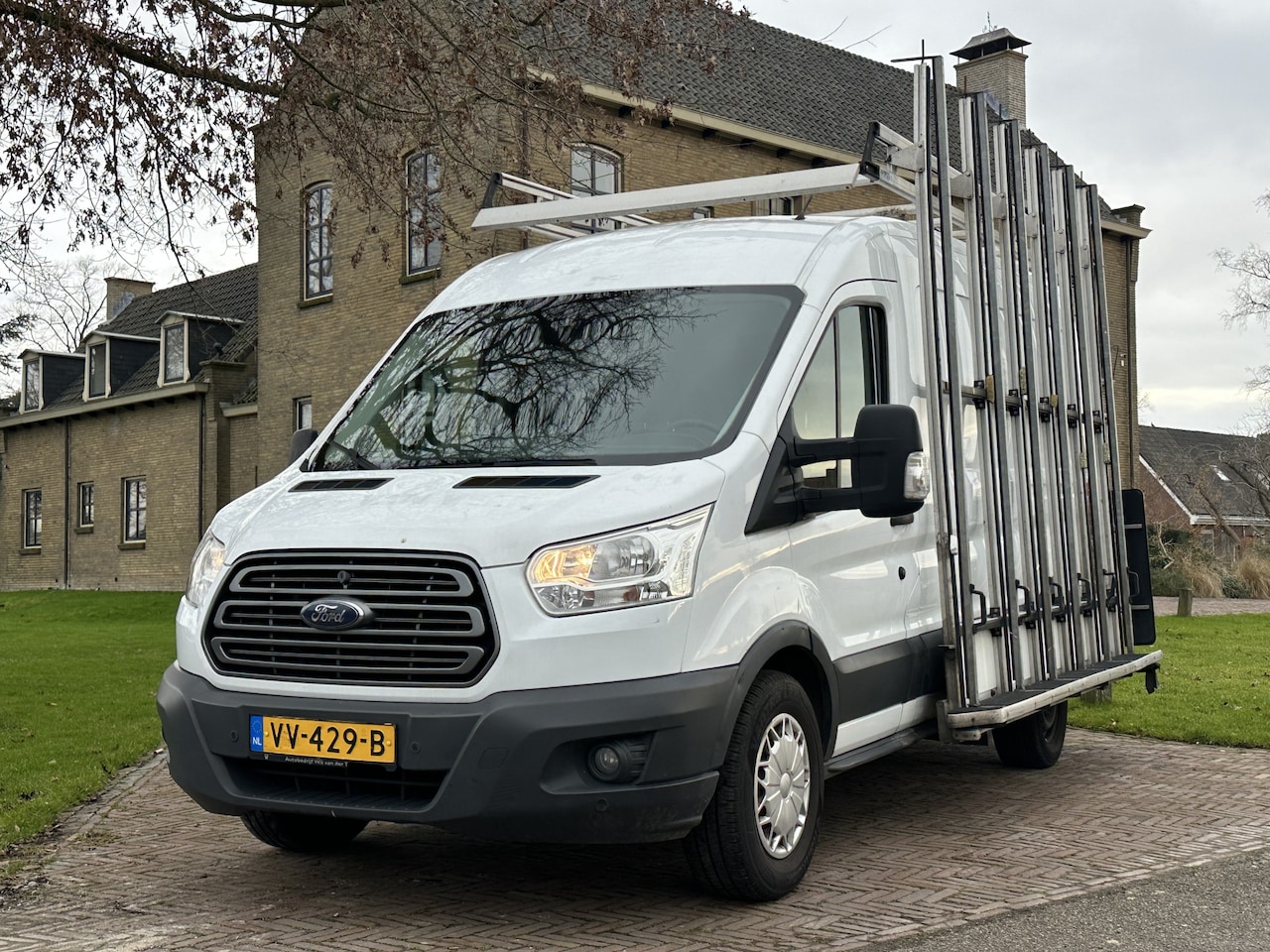 Ford Transit - 350 2.2 TDCI L2H2 Trend EURO 6 * Airco - AutoWereld.nl