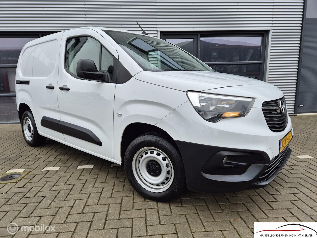 Opel Combo - 1.5D L1H1 CLIMA CAMERA PDC CRUISE NAP - AutoWereld.nl