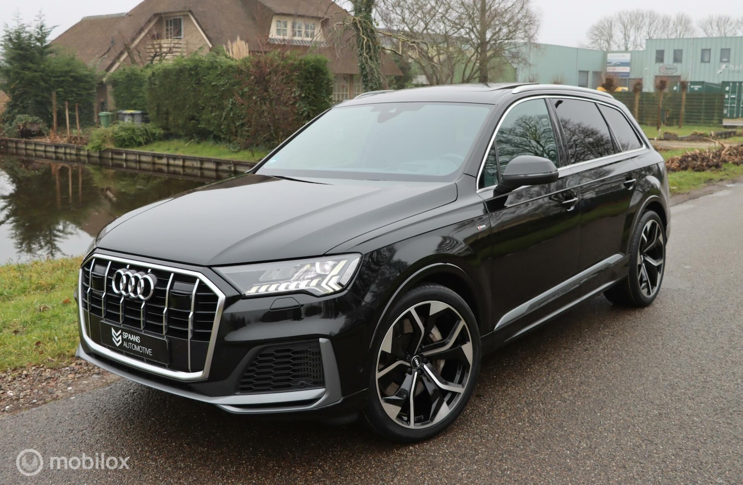 Audi Q7 SQ7 - 55 TFSI e Quattro / / Pano / RS stoelen / HUD - AutoWereld.nl