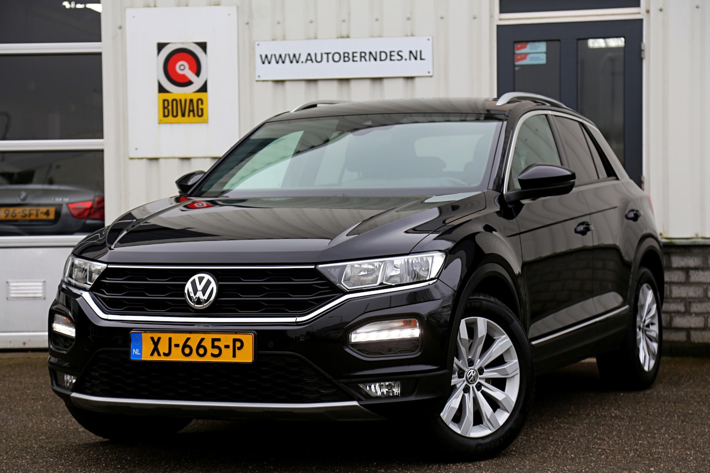 Volkswagen T-Roc - 1.5 TSI 150PK Sport*Perfect Onderh.*ACC/Camera/Digi. Klokken/Stoelverw./Sfeer/Climate Cont - AutoWereld.nl