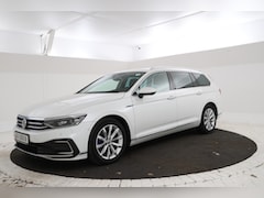 Volkswagen Passat Variant - 1.4 TSI PHEV GTE Business Automaat, Trekhaak Elektr., Apple CarPlay