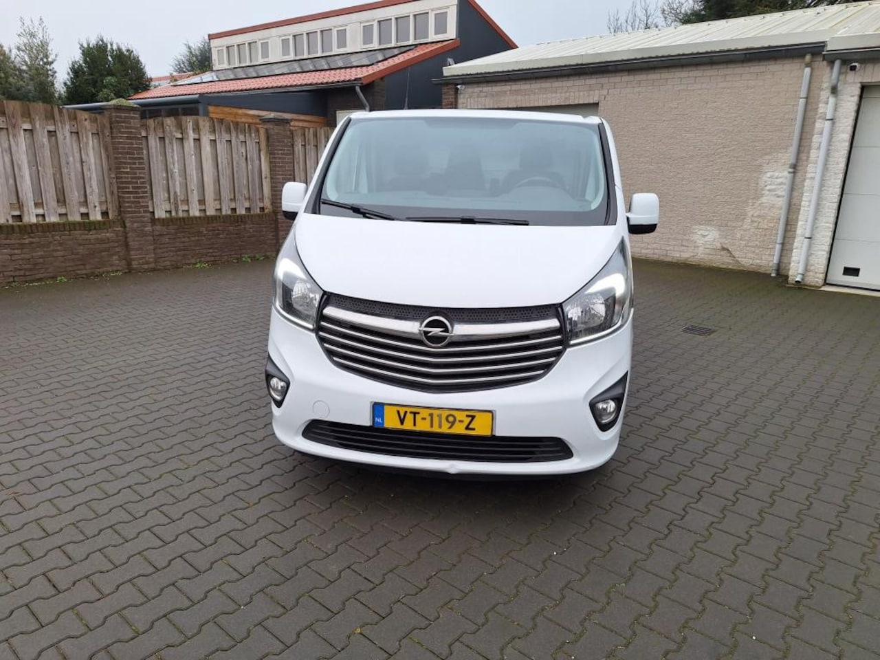 Opel Vivaro - 1.6 CDTI L1H1 Sport EcoFlex 1.6 CDTI L1H1 Sport EcoFlex - AutoWereld.nl