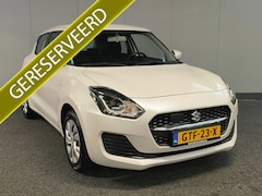 Suzuki Swift - 1.2 Comfort Smart Hybrid uit 2021 Rijklaar + 12 maanden Bovag-garantie Henk Jongen Auto's