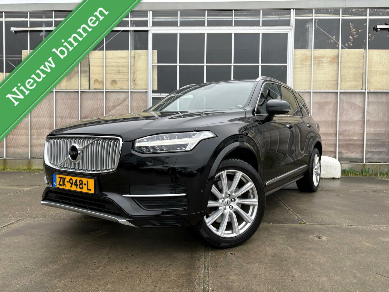 Volvo XC90 - 2.0 T8 AWD Inscription | HUD | Luchtvering | Trekhaak - AutoWereld.nl