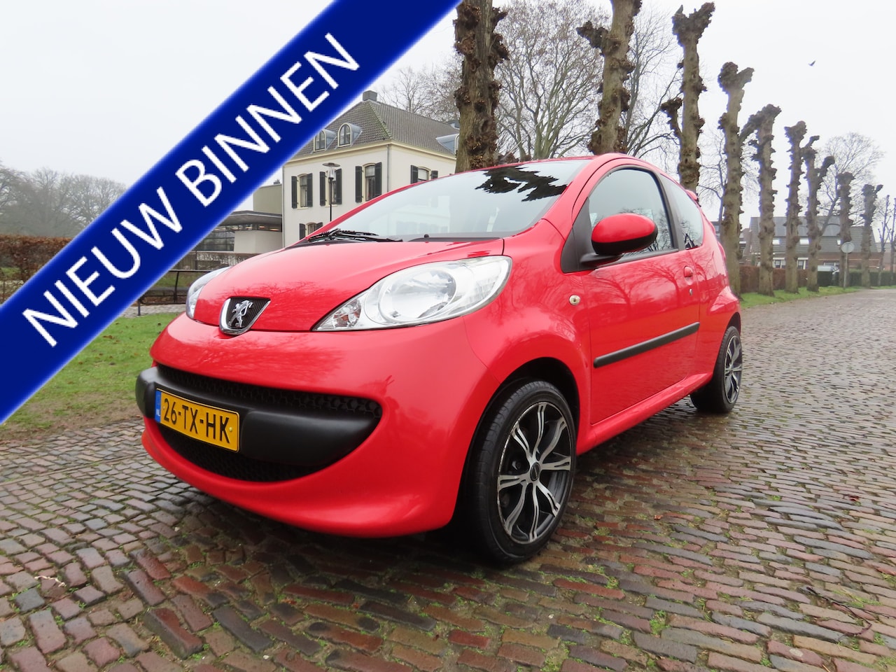 Peugeot 107 - 1.0-12V XS Stuurbekrachtiging Toerenteller Lm Velgen Spoiler - AutoWereld.nl