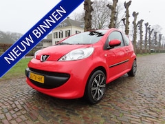 Peugeot 107 - 1.0-12V XS Stuurbekrachtiging Toerenteller Lm Velgen Spoiler