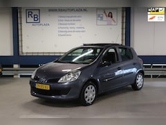 Renault Clio - 1.2-16V Business Line / Pano / Airco