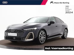 Audi A5 Limousine - edition one (B10) 35 TFSI 150 PK · Panorama-glasdak · Lederen bekleding