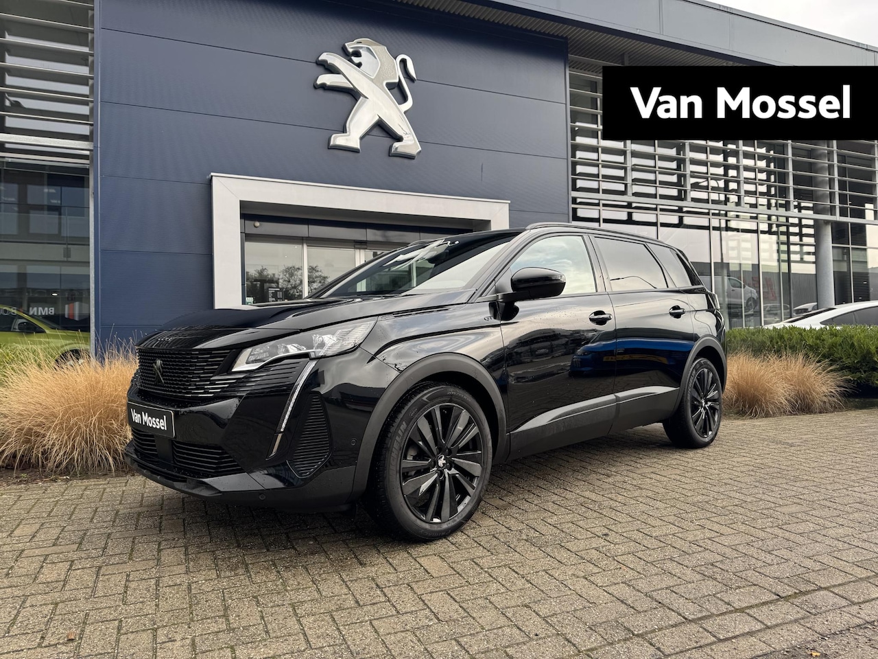 Peugeot 5008 - PureTech 130 GT l Black Pack l Panorama dak - AutoWereld.nl