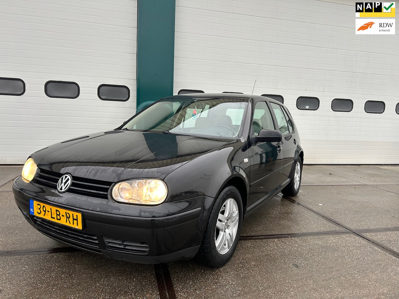 Volkswagen Golf - 1.6-16V Highline 1.6-16V Highline Nieuwe APK ! - AutoWereld.nl