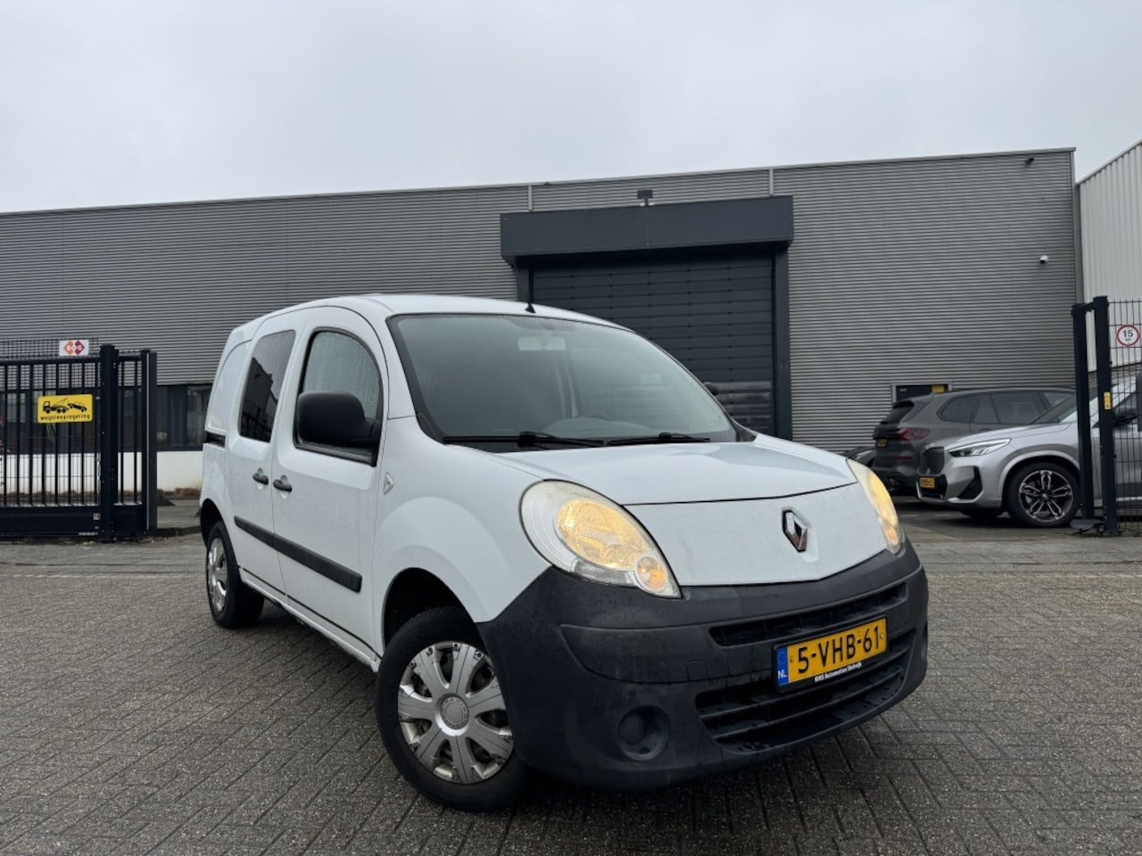 Renault Kangoo - 1.5Dci Airco|Radio Bestelbus 2011 - AutoWereld.nl