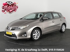 Toyota Auris - 1.3 Now | Navigatie | Climate Control |