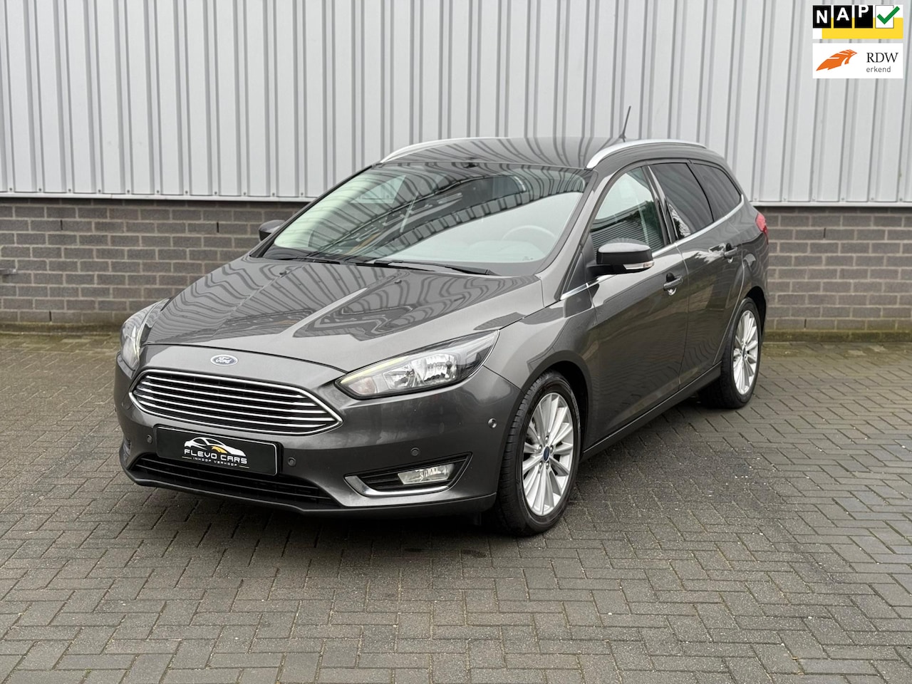 Ford Focus Wagon - 1.0 EcoBoost Titanium |Navi|Keyless|Camera| - AutoWereld.nl