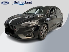 Ford Focus - 2.3 EcoBoost ST-3 | 280pk Automaat | Winter Pack | Adaptive LED | Sper differentieel | Ach