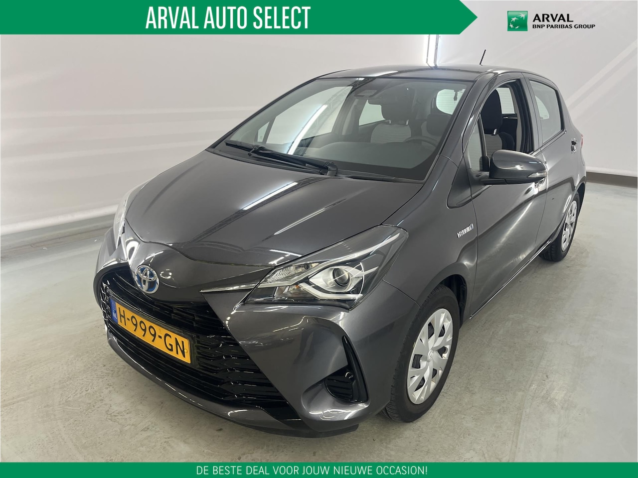 Toyota Yaris - 1.5 Hybrid 100pk Automaat Active | 10.860km | Achteruitrijcamera | Cruise Control | ECC | - AutoWereld.nl