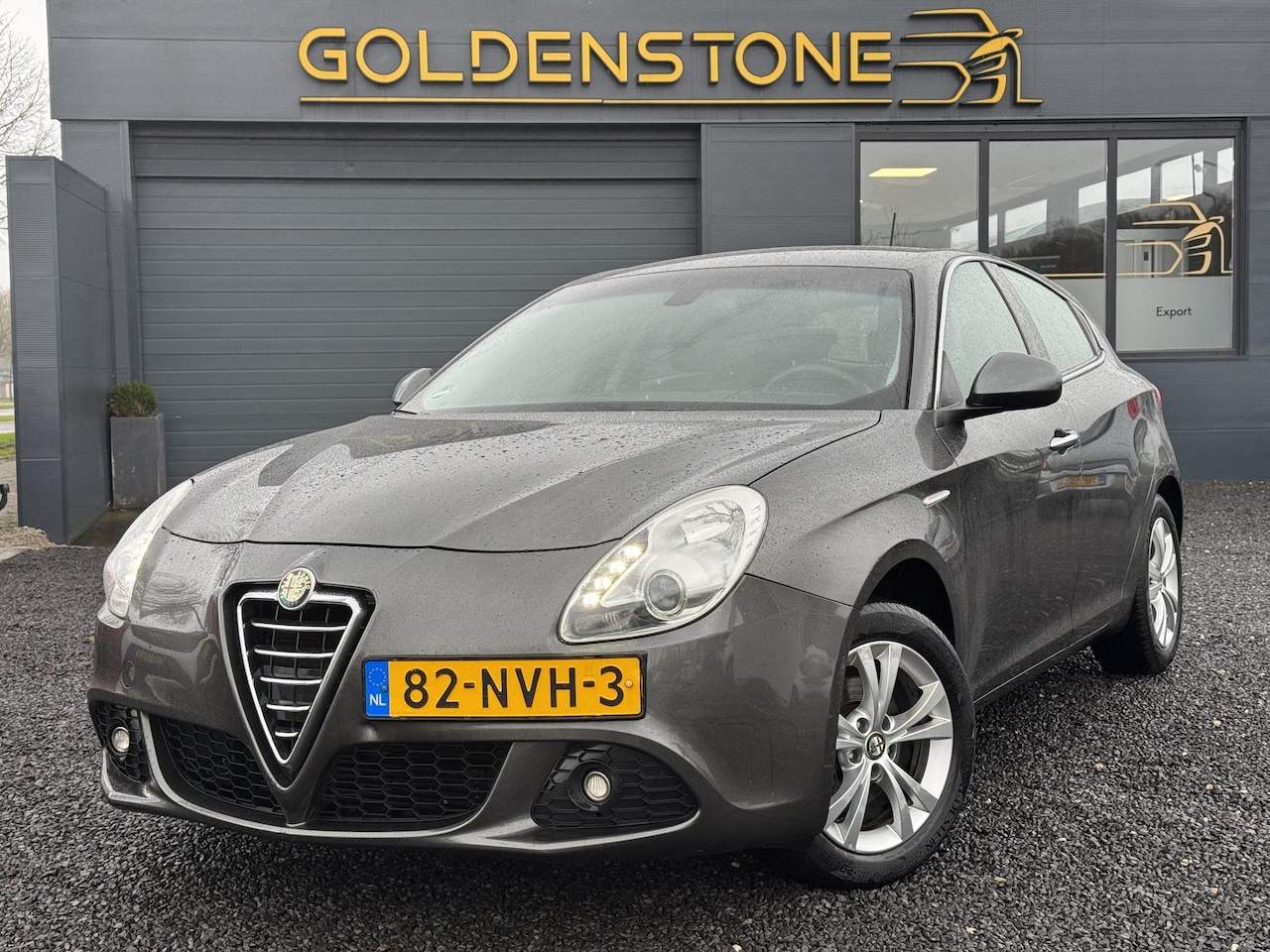 Alfa Romeo Giulietta - 1.4 T Distinctive Bluetooth,Clima,Cruise,PDC Achter,LM Velgen,NL Auto,N.A.P,APK Tot 08-202 - AutoWereld.nl