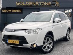 Mitsubishi Outlander - 2.0 PHEV Instyle+ 2e Eigenaar, Camera, Schuifdak, Navi, Leder, Stoelverwarming, Clima, Cru