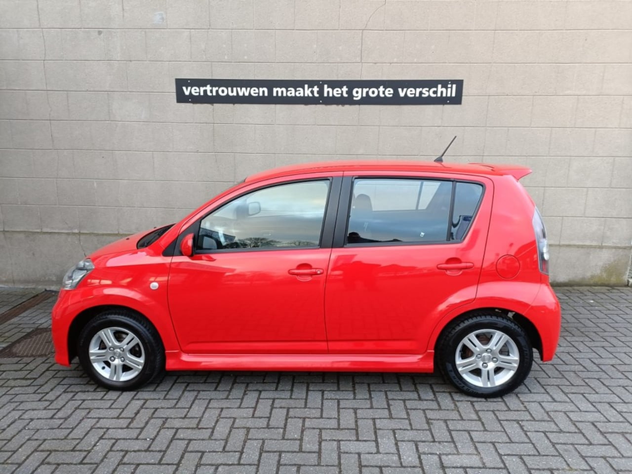 Daihatsu Sirion - 1.3-16V COMFORT - AutoWereld.nl