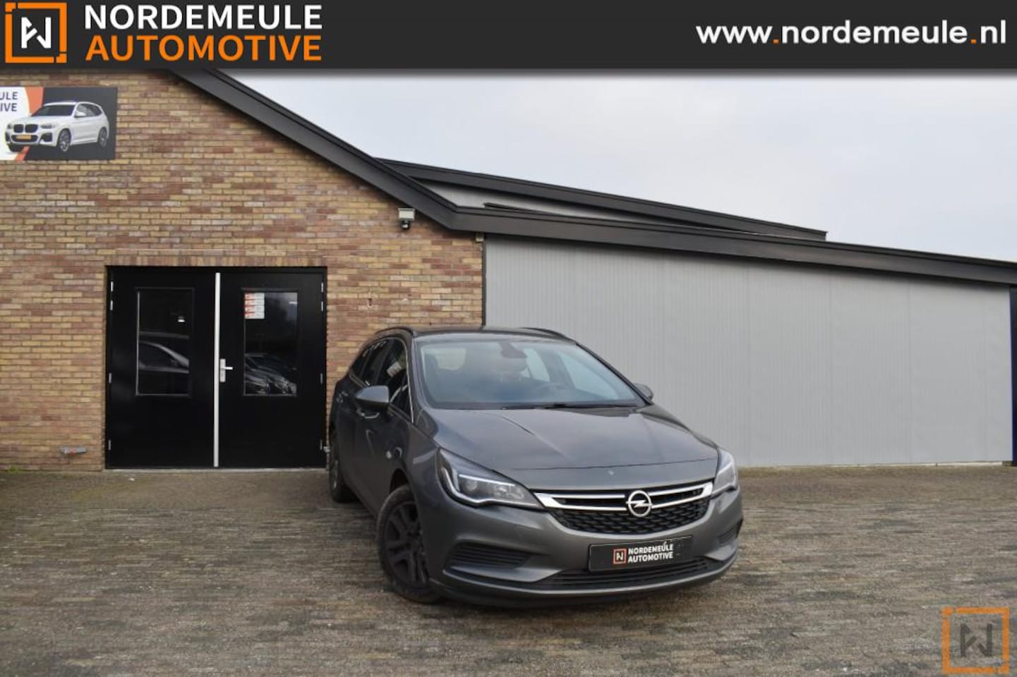 Opel Astra - 1.6 CDTI BUSINESS+ Navi, Cruise, Trekhaak - AutoWereld.nl