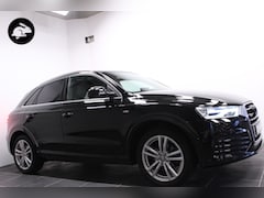 Audi Q3 - 2.0 TFSI quattro S-Line/Pano dak/Trekhaak/Camera