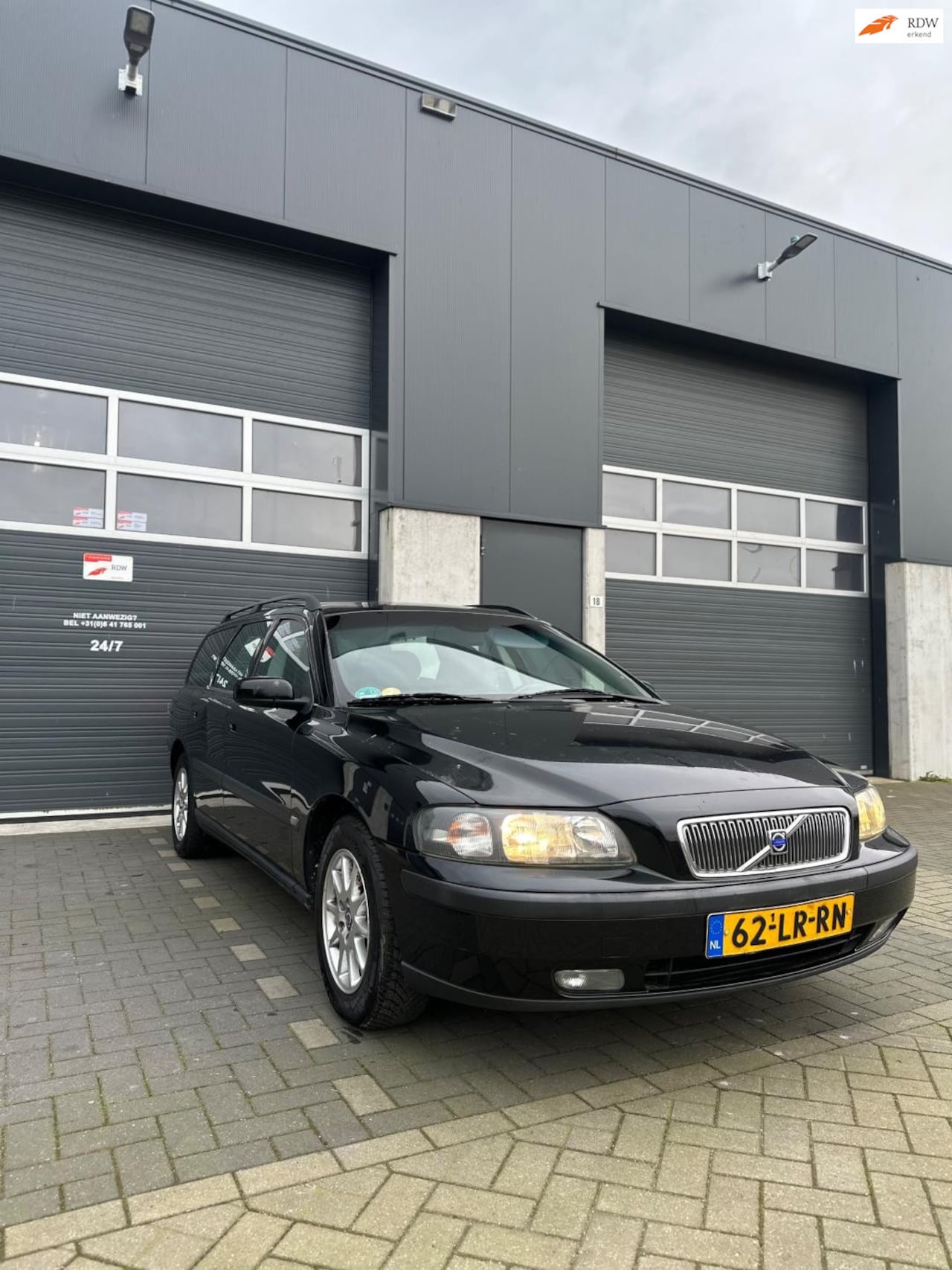 Volvo V70 - 2.4 2.4 - AutoWereld.nl