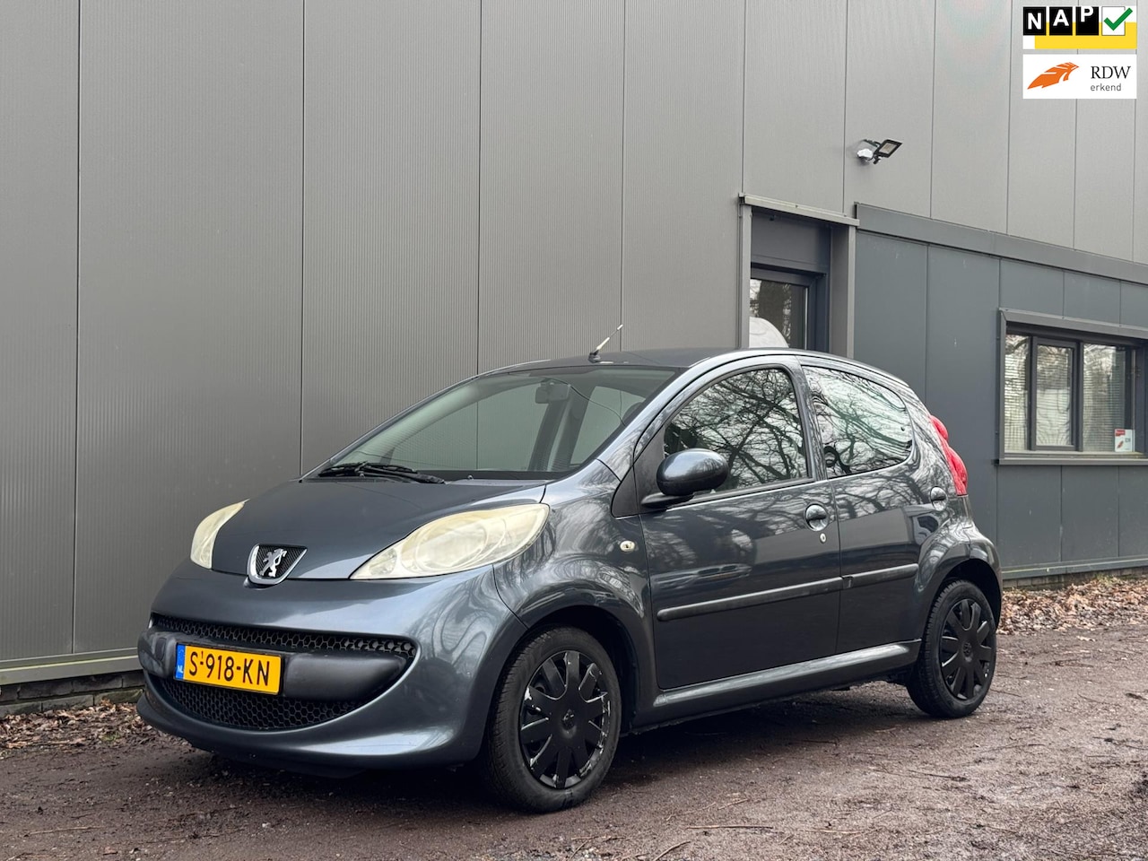 Peugeot 107 - 1.0-12V 5 Deurs AIRCO|ELEKT.R|TOERENTLR|NWE APK| - AutoWereld.nl