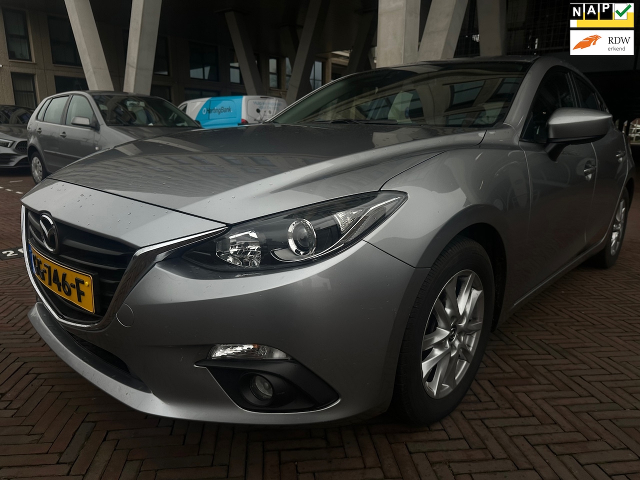 Mazda 3 - 2.0 Skylease Dealer OH! 1e Eigenaar Zeer Nette Auto - AutoWereld.nl