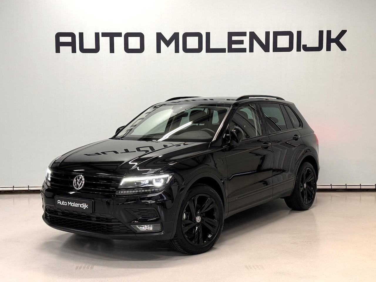 Volkswagen Tiguan - 1.5 TSI 150 PK Dyn audio / Head up / ACC / Full LED / black style - AutoWereld.nl