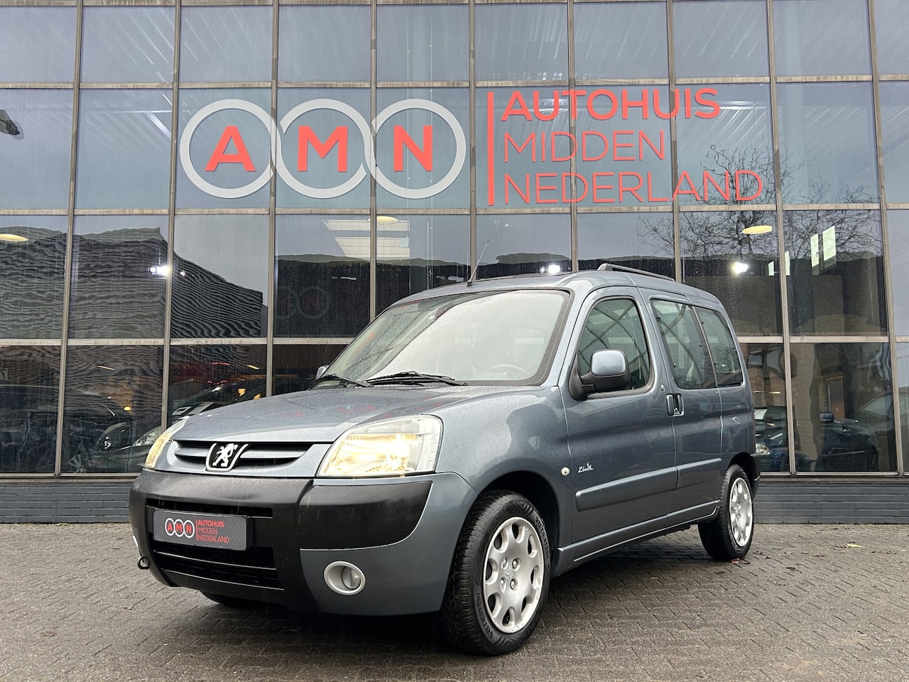 Peugeot Partner MPV - 1.6-16V Zenith 4 Cruisectr,Pano,Elekpakket,Airco,Radiovoorbereiding - AutoWereld.nl