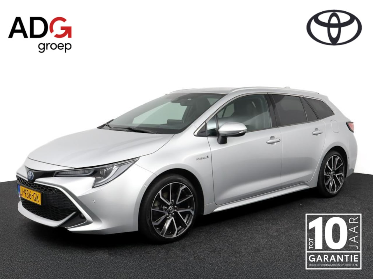 Toyota Corolla Touring Sports - 2.0 Hybrid Executive | Apple Carplay/Android Auto | Navigatie | Trekhaak | Parkeersensoren - AutoWereld.nl